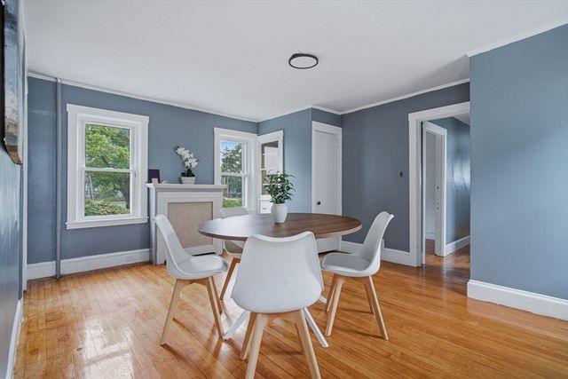 92 Broadway, Taunton, MA 02780