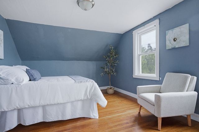 92 Broadway, Taunton, MA 02780