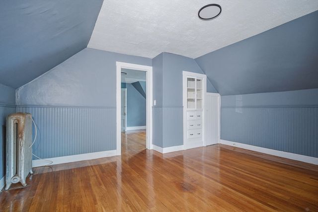 92 Broadway, Taunton, MA 02780