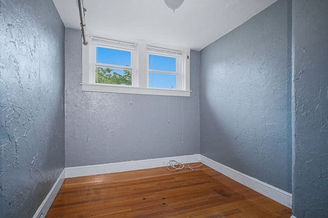 92 Broadway, Taunton, MA 02780