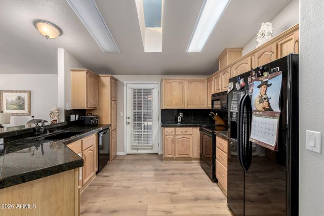 3301 S GOLDFIELD Road 5076, Apache Junction, AZ 85119