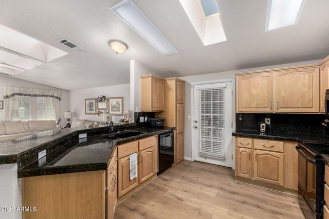 3301 S GOLDFIELD Road 5076, Apache Junction, AZ 85119