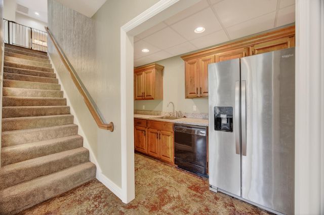 2459 Old Hillcrest Road, Marshfield, MO 65706