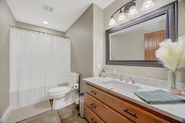 2459 Old Hillcrest Road, Marshfield, MO 65706