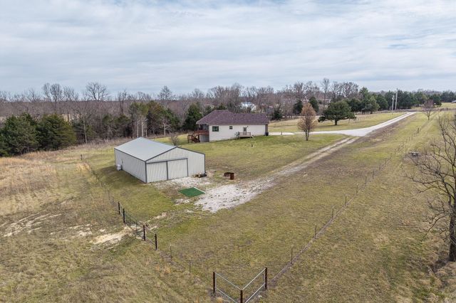 2459 Old Hillcrest Road, Marshfield, MO 65706