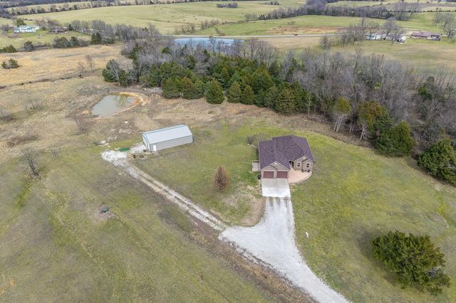 2459 Old Hillcrest Road, Marshfield, MO 65706