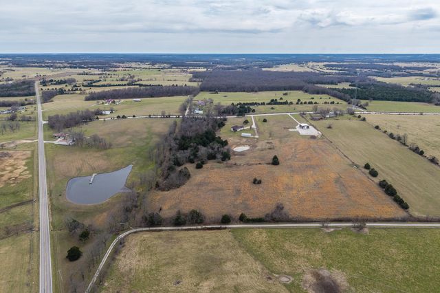 2459 Old Hillcrest Road, Marshfield, MO 65706