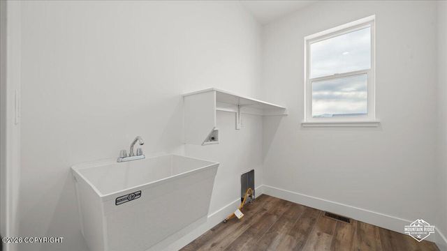 2214 S Skyward View Circle, Palmer, AK 99645