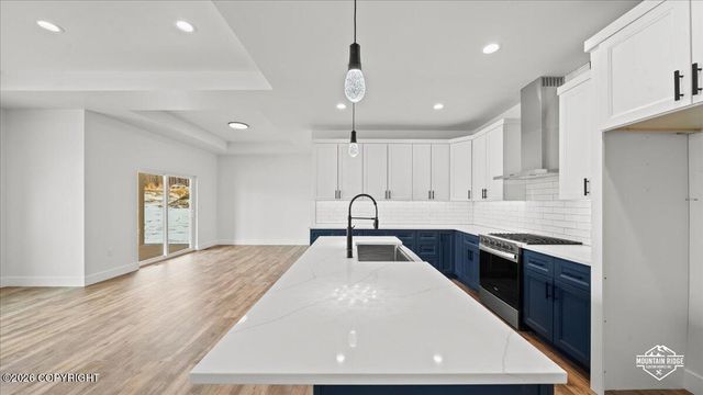 2214 S Skyward View Circle, Palmer, AK 99645