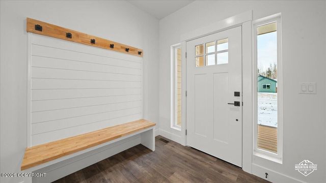 2214 S Skyward View Circle, Palmer, AK 99645