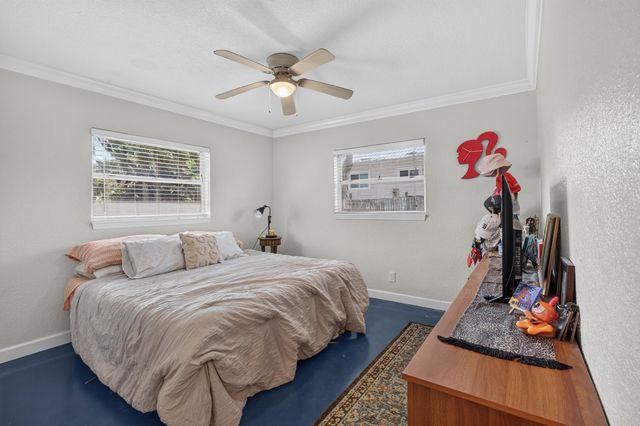 5448 3rd St, St Augustine, FL 32080