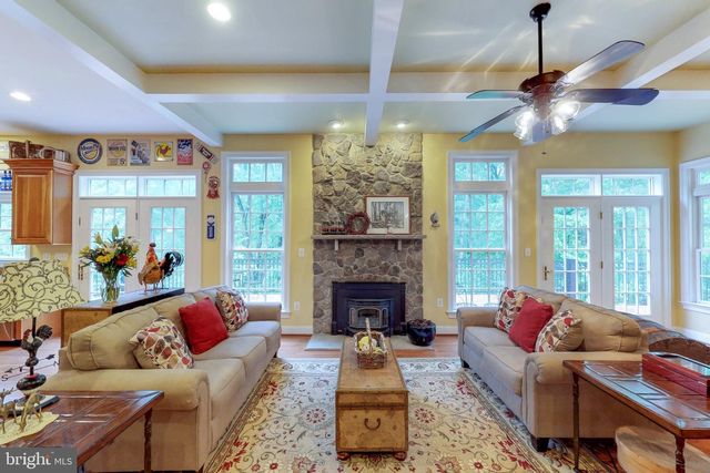 20888 ECKBO DR, Leesburg, VA 20175