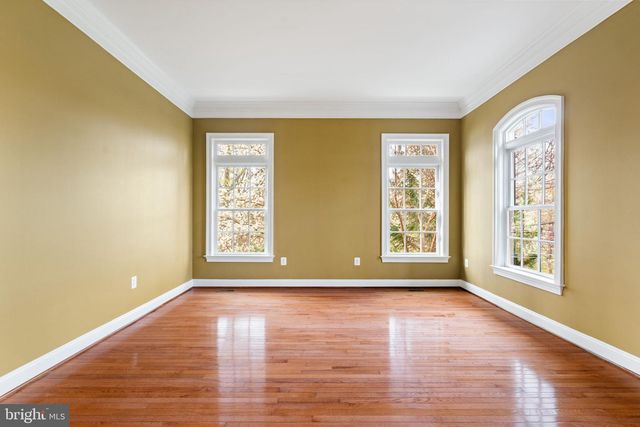 20888 ECKBO DR, Leesburg, VA 20175