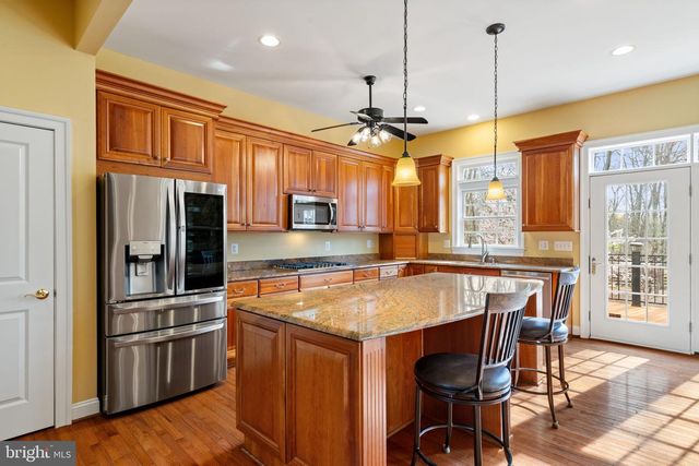 20888 ECKBO DR, Leesburg, VA 20175