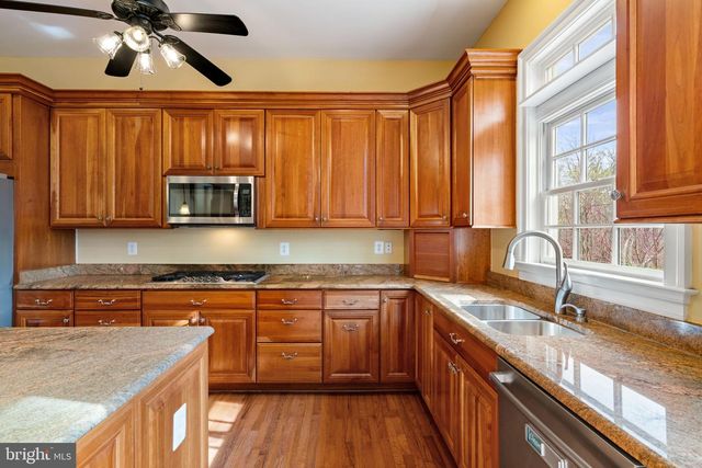 20888 ECKBO DR, Leesburg, VA 20175