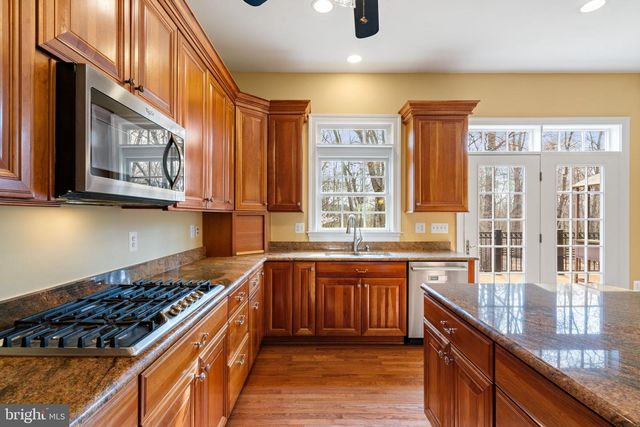 20888 ECKBO DR, Leesburg, VA 20175