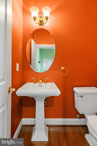 20888 ECKBO DR, Leesburg, VA 20175