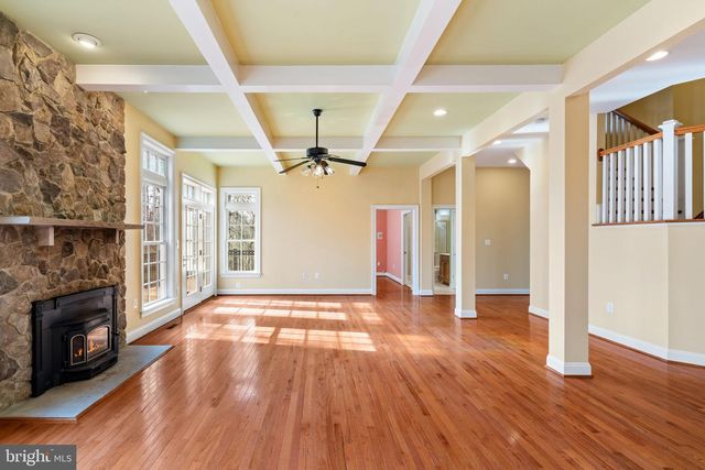 20888 ECKBO DR, Leesburg, VA 20175