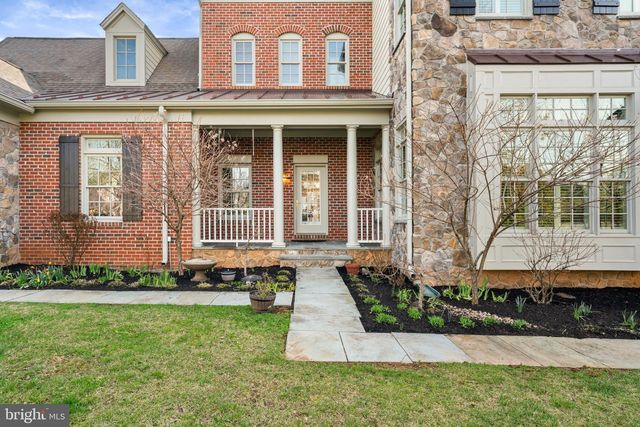 20888 ECKBO DR, Leesburg, VA 20175