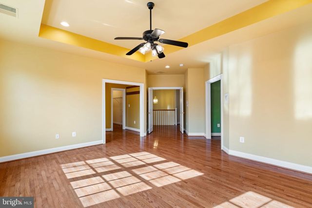 20888 ECKBO DR, Leesburg, VA 20175