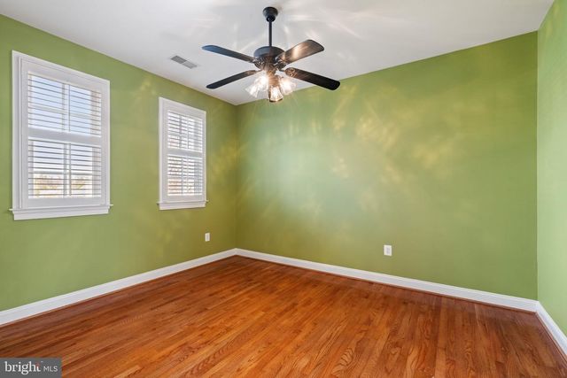 20888 ECKBO DR, Leesburg, VA 20175