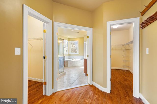 20888 ECKBO DR, Leesburg, VA 20175