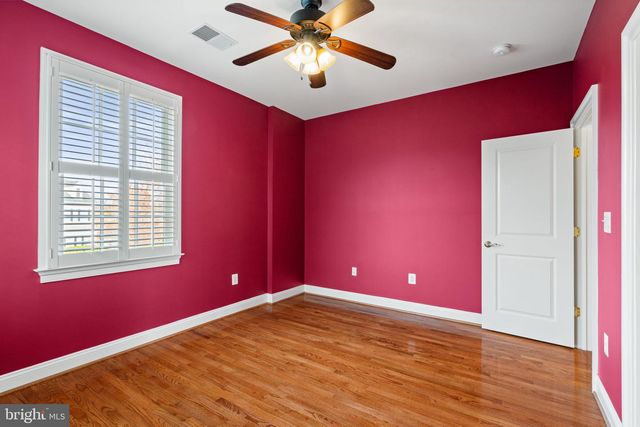 20888 ECKBO DR, Leesburg, VA 20175