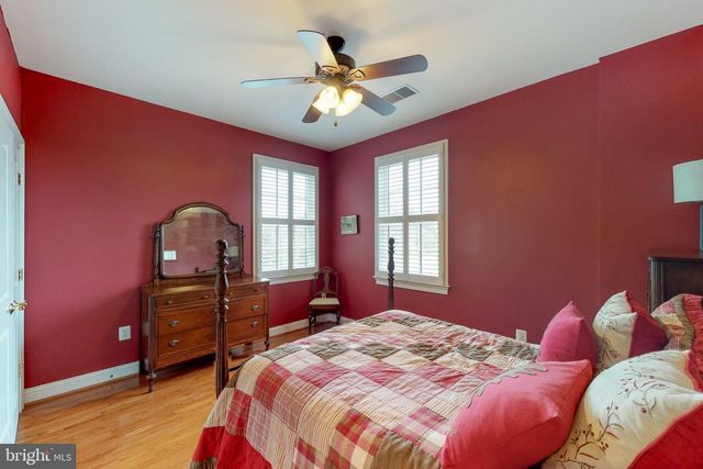 20888 ECKBO DR, Leesburg, VA 20175