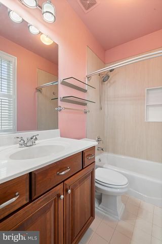 20888 ECKBO DR, Leesburg, VA 20175