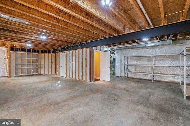 20888 ECKBO DR, Leesburg, VA 20175