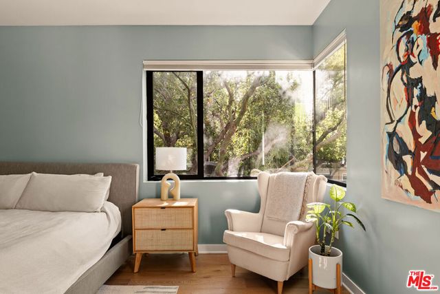 1200 N Sweetzer Avenue 1, West Hollywood, CA 90069