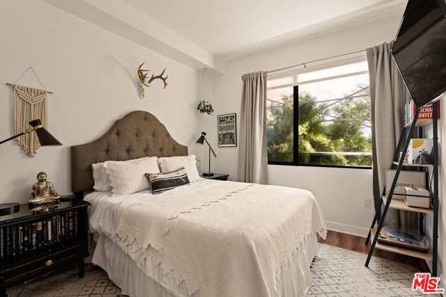 1200 N Sweetzer Avenue 1, West Hollywood, CA 90069