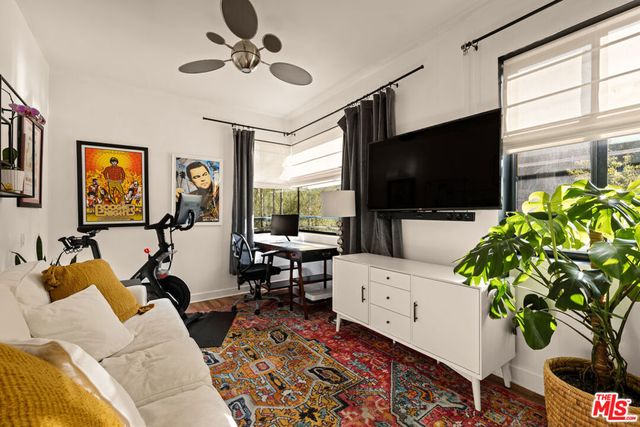 1200 N Sweetzer Avenue 1, West Hollywood, CA 90069