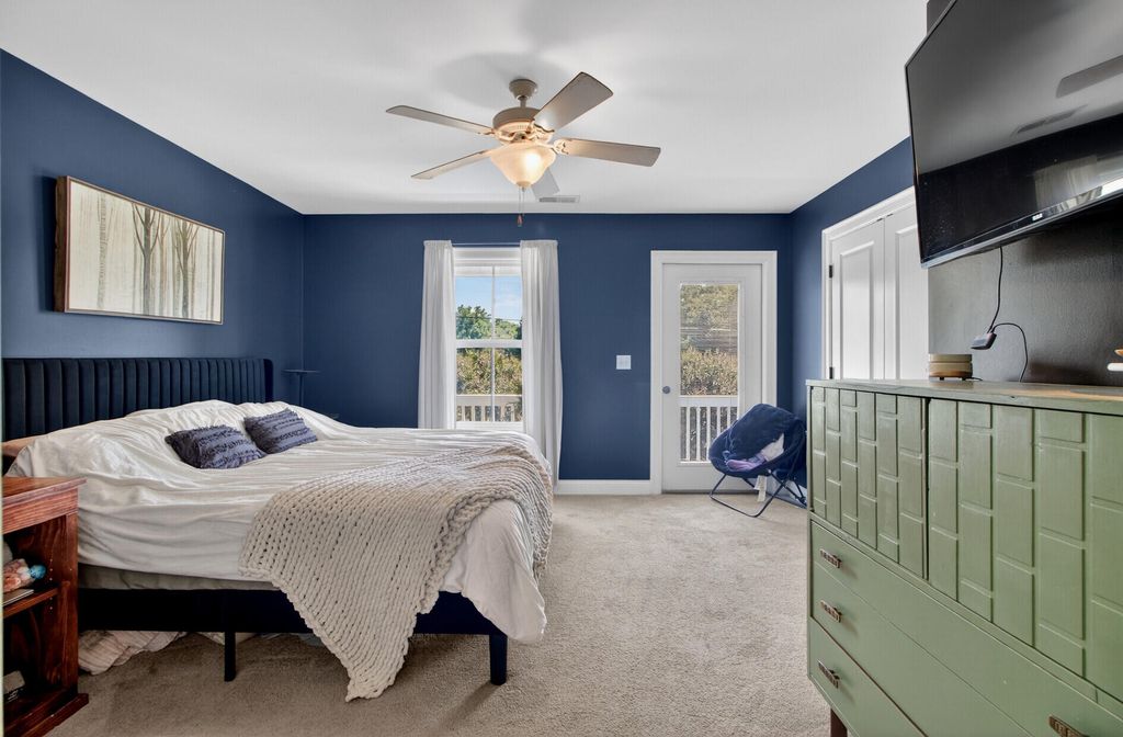 Image 24 of property listing at 507 W 2nd North Street, Summerville, SC 29483