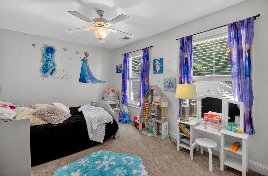Image 30 of property listing at 507 W 2nd North Street, Summerville, SC 29483