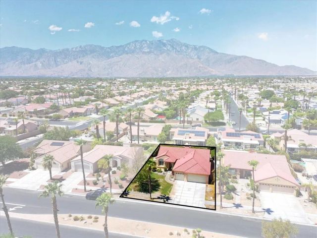 27745 Avenida Maravilla, Cathedral City, CA 92234