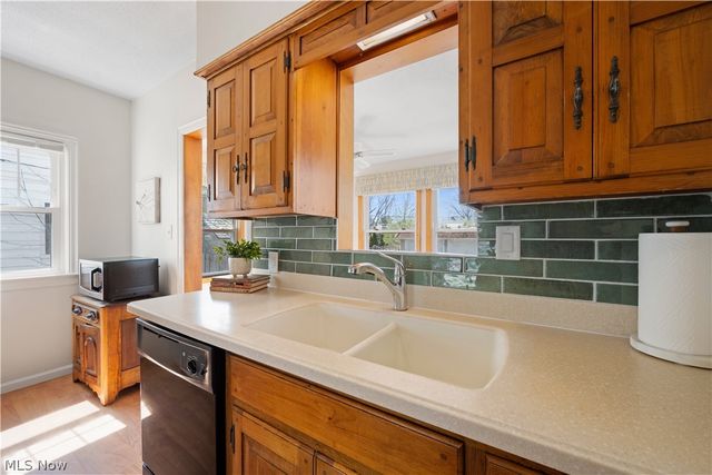 1166 Homeland Drive, Rocky River, OH 44116