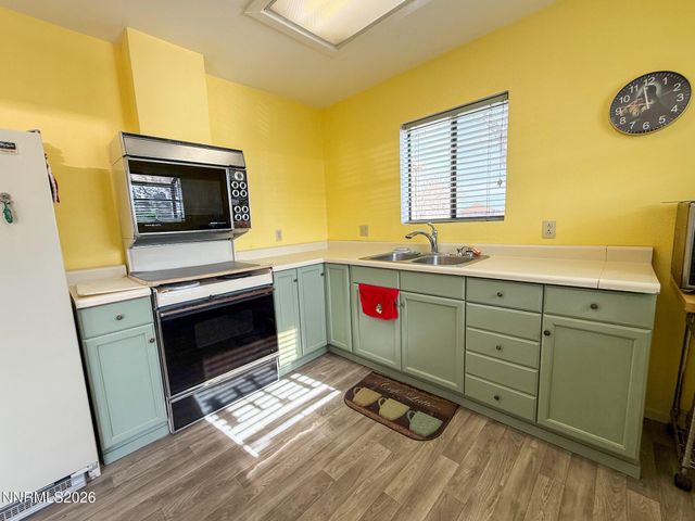 845 G Street, Hawthorne, NV 89415