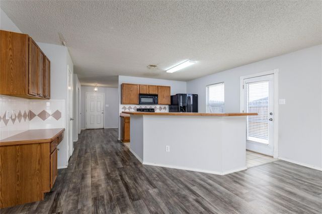 9804 Thomas Jefferson Drive, Mckinney, TX 75072