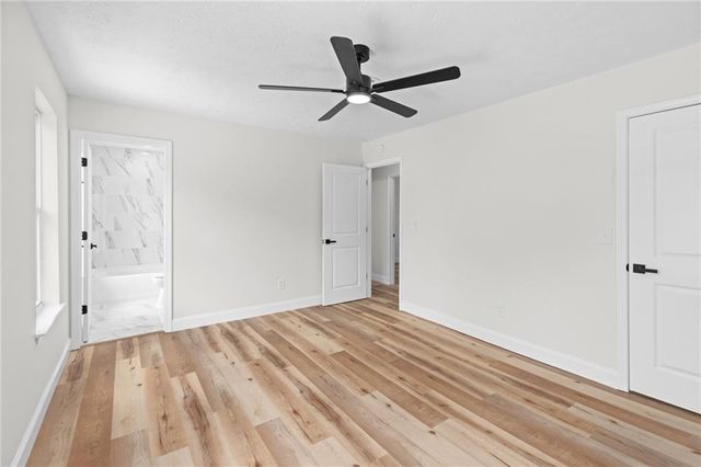 847 Half Moon Hollow, Lilburn, GA 30047