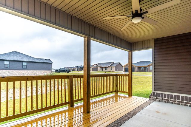 437 Wyldwood Way, Berea, KY 40403