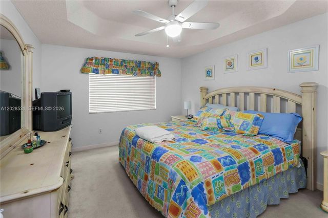 11468 NW 50th Ter, Doral, FL 33178