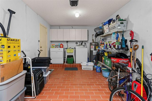 11468 NW 50th Ter, Doral, FL 33178