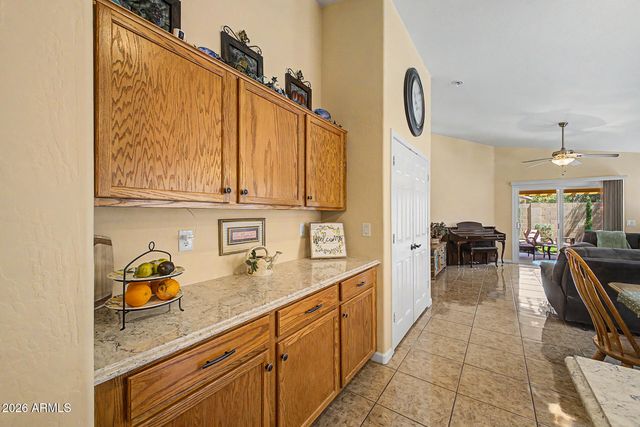 424 W HOLSTEIN Trail, San Tan Valley, AZ 85143