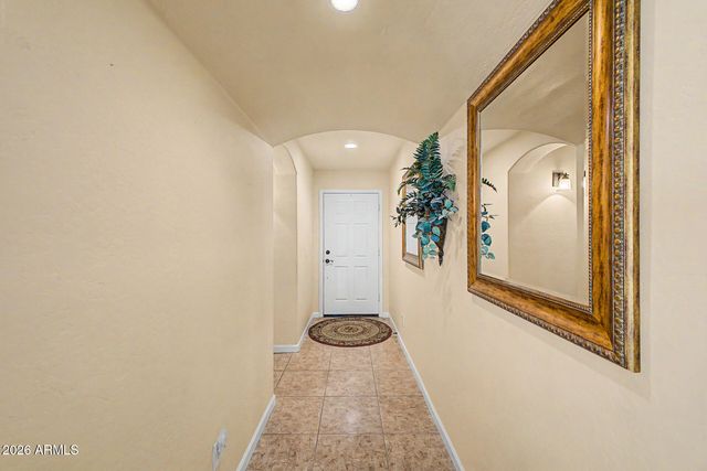 424 W HOLSTEIN Trail, San Tan Valley, AZ 85143