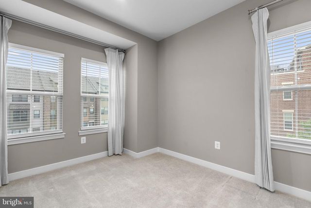 6100 NORTHWEST DR, Hyattsville, MD 20782