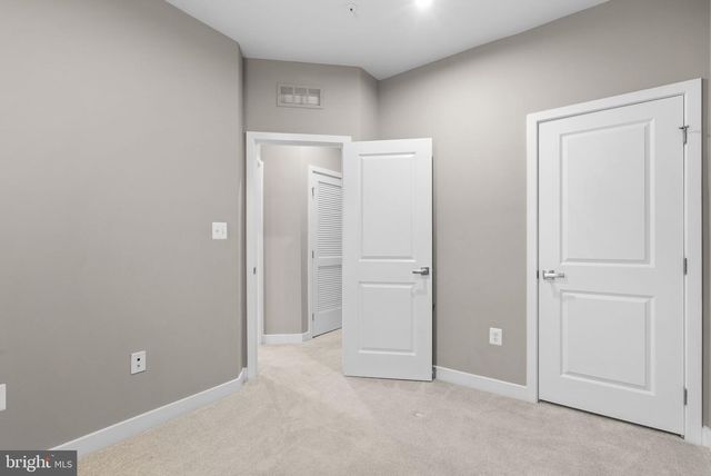 6100 NORTHWEST DR, Hyattsville, MD 20782