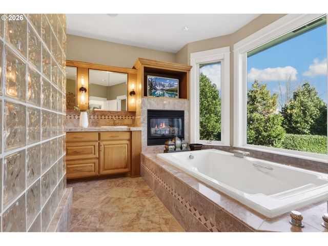 16700 Sw PARRETT MOUNTAIN Rd, Sherwood, OR 97140