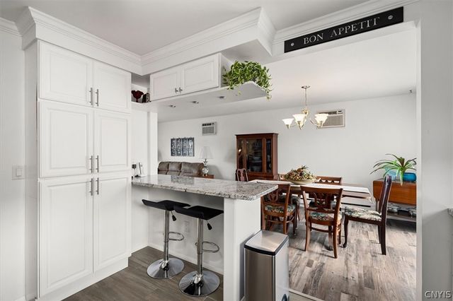 2 Clintonview Road, New Hartford, NY 13413