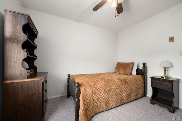 2 Clintonview Road, New Hartford, NY 13413